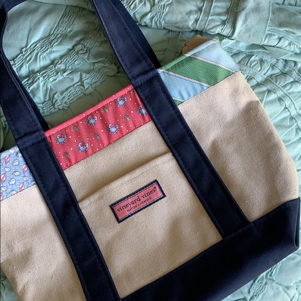 Vineyard Vines 12” Tote